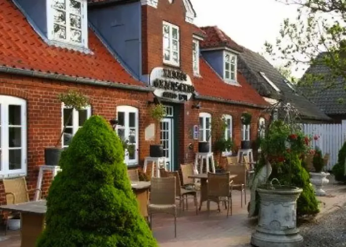 Hotel Graensekro 3*